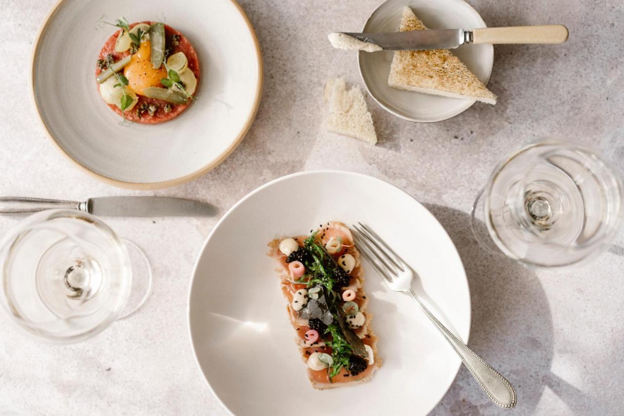 Amadeus Restaurant & Boutique Hotel Well  Εξωτερικό φωτογραφία