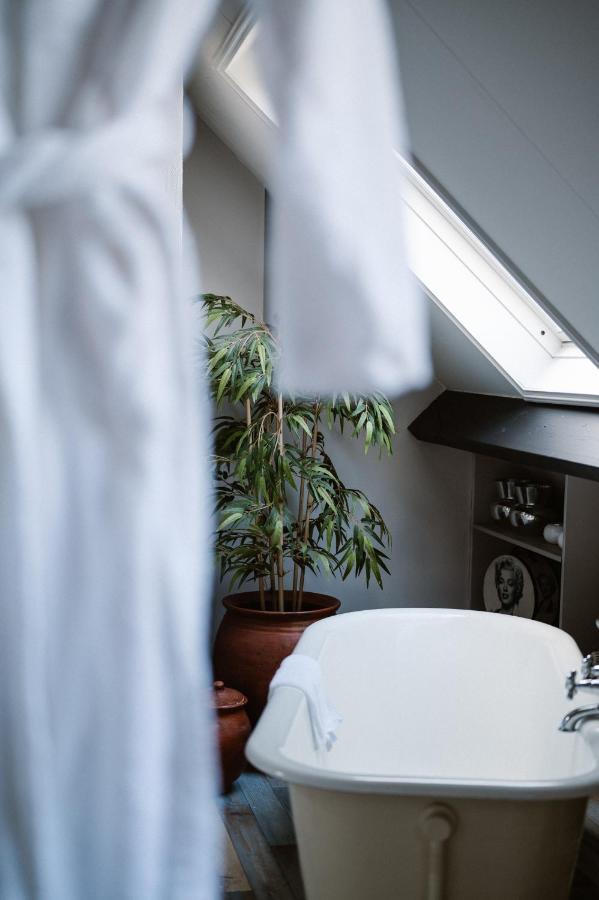Amadeus Restaurant & Boutique Hotel Well  Εξωτερικό φωτογραφία