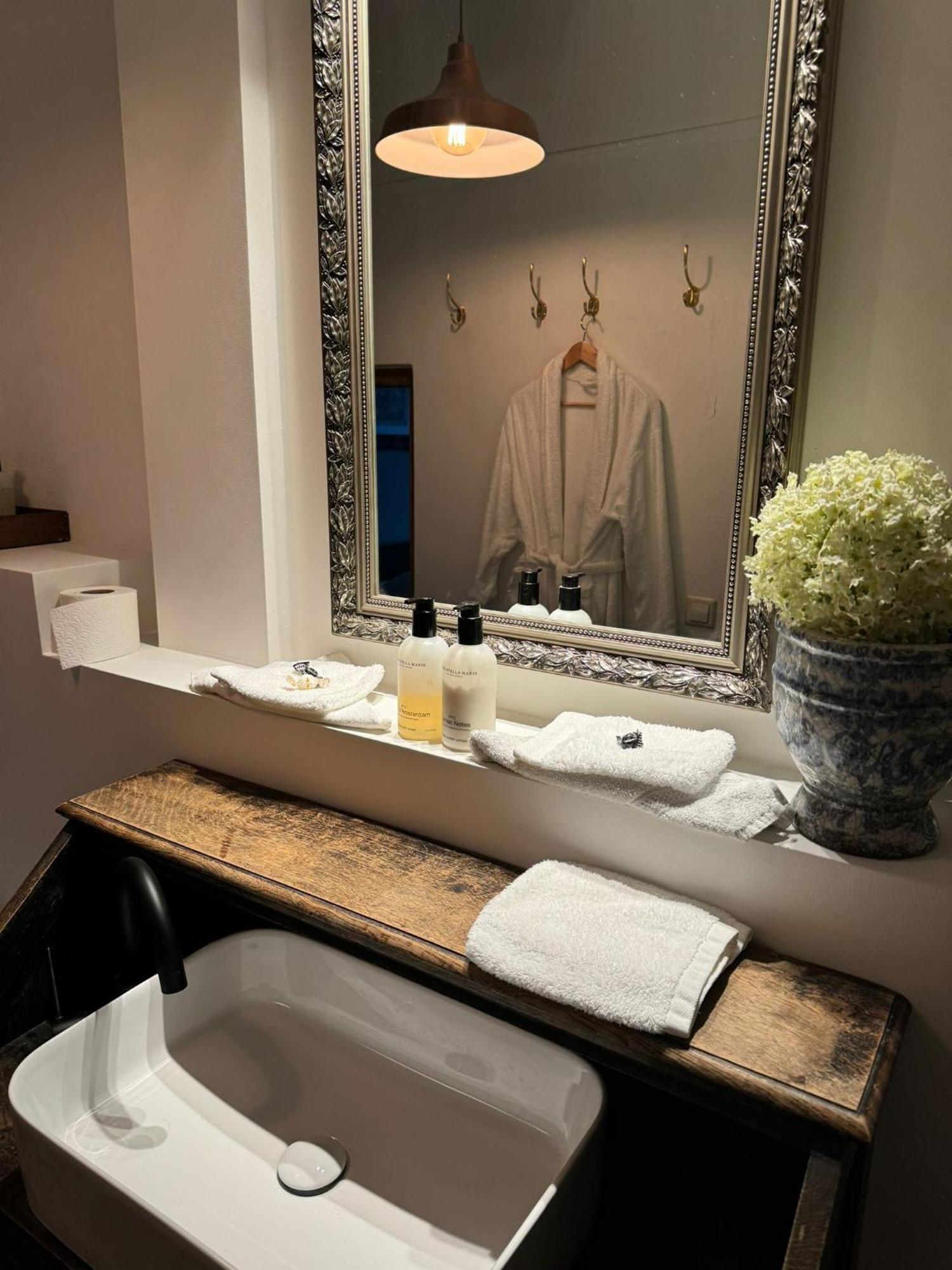 Amadeus Restaurant & Boutique Hotel Well  Εξωτερικό φωτογραφία